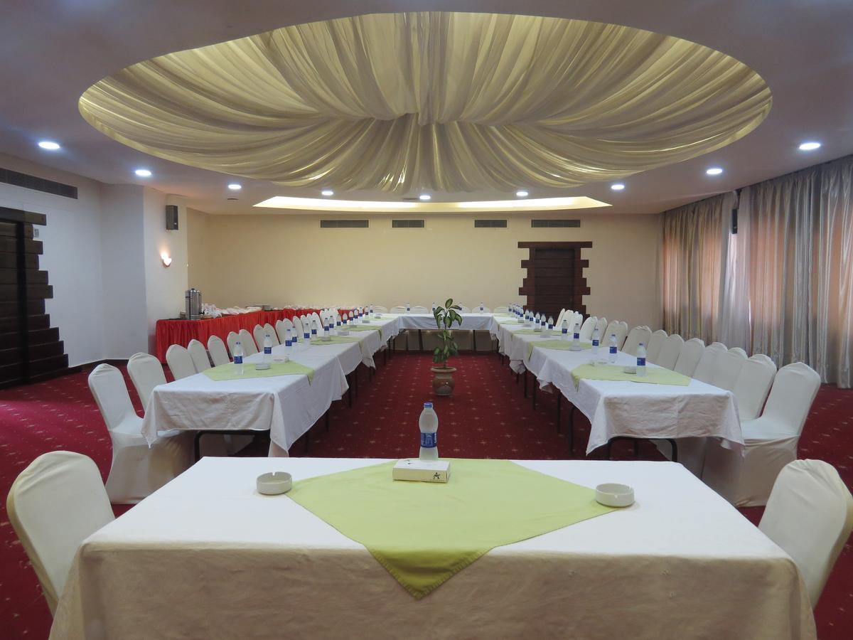 Africana Hotel & Spa Qaryat Shakush Ngoại thất bức ảnh