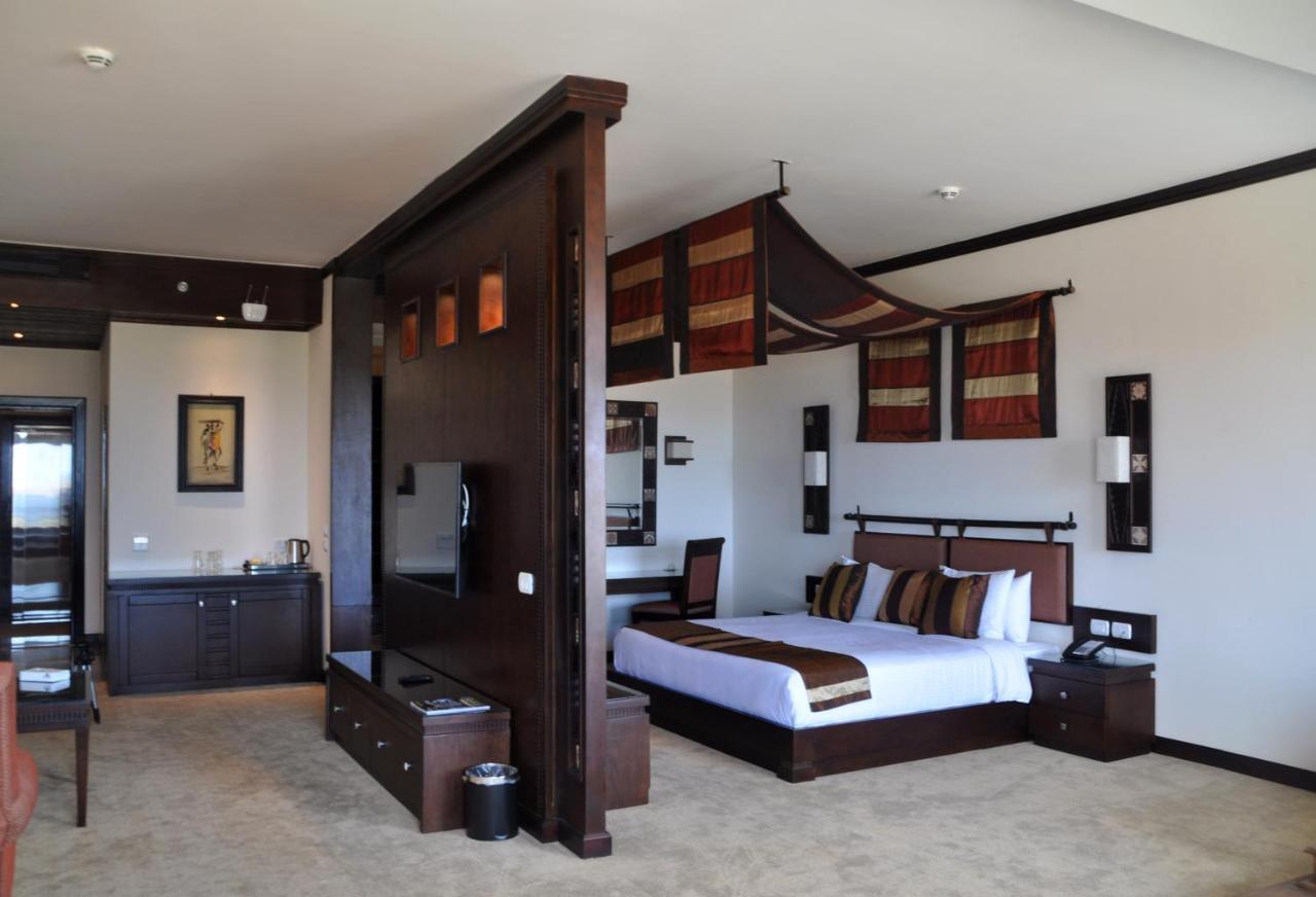 Africana Hotel & Spa Qaryat Shakush Ngoại thất bức ảnh